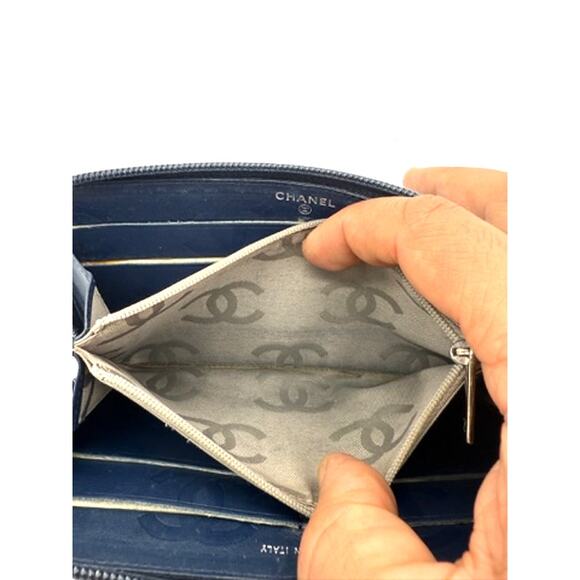 Chanel NAVY Cambon Line Round Long Zip Around Organizer Wallet*Great Condition - Picture 10 of 12